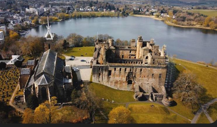 Bed & Breakfast Caledonia House *